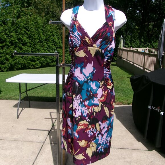 NWOT ADRIANNA PAPELL PLUM/PURPLE FLORAL DRESS 12 - Picture 1 of 2